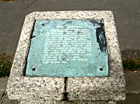 The lectern in front of Nelson's statue